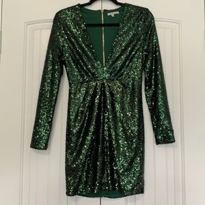 Woman’s Green Long Sleeve Sequin Dress